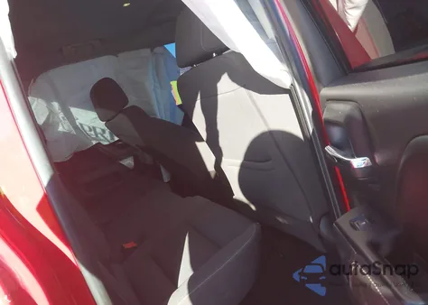 2017 Chevrolet Silverado K1500 Lt from USA, damaged, VIN 1GCVKREC3HZ256812